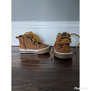 Toddler boots